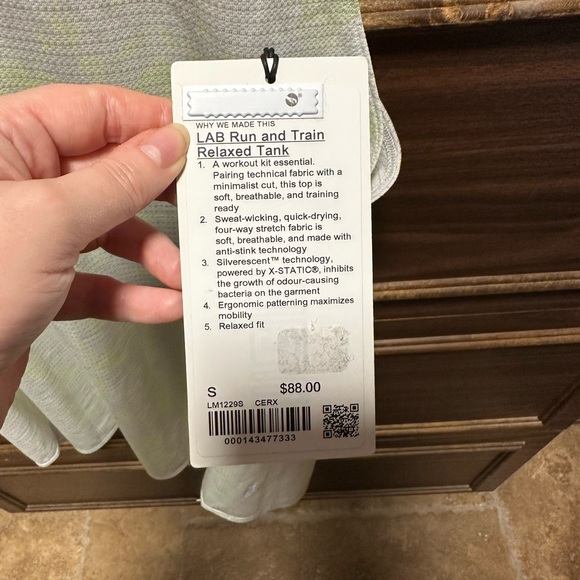 NWT Lululemon LAB Run and Train Relaxed Tank Size Small - Picture 3 of 7